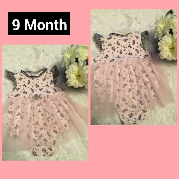 🎁3 for$15🎁Bundle of 2 onesies w/tutu 9 Mo infant - Picture 2 of 5